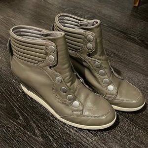 ASH leather wedge putty color sneaker with silver snap closure. Size 41